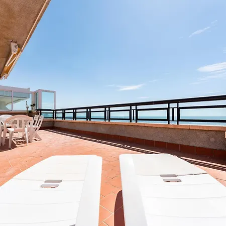 Malagasuite Seaside Penthouse Apartment *